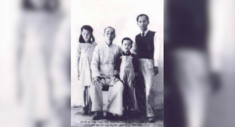  GM Yuen Chai Wan with his daughter son and student Tran Thuc Tien 1951 slide